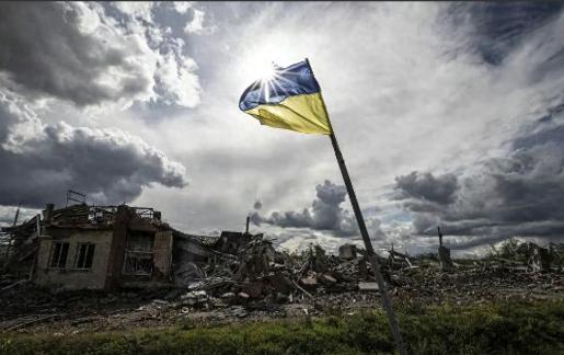 在乌克兰总统泽连斯基赴美沟通期间，俄罗斯军方向俄总统普京进行了年终汇报。在整个2