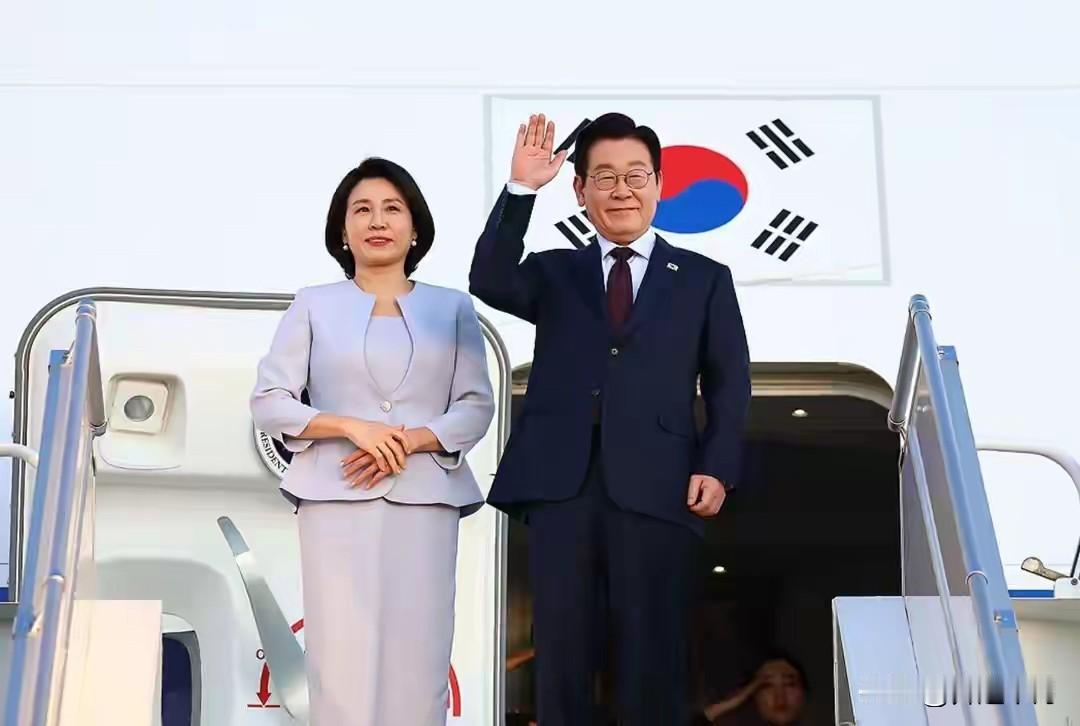 李在明主动求访华！中韩关系回暖，合作的核心从来都是民生
 
当地时间11月24日