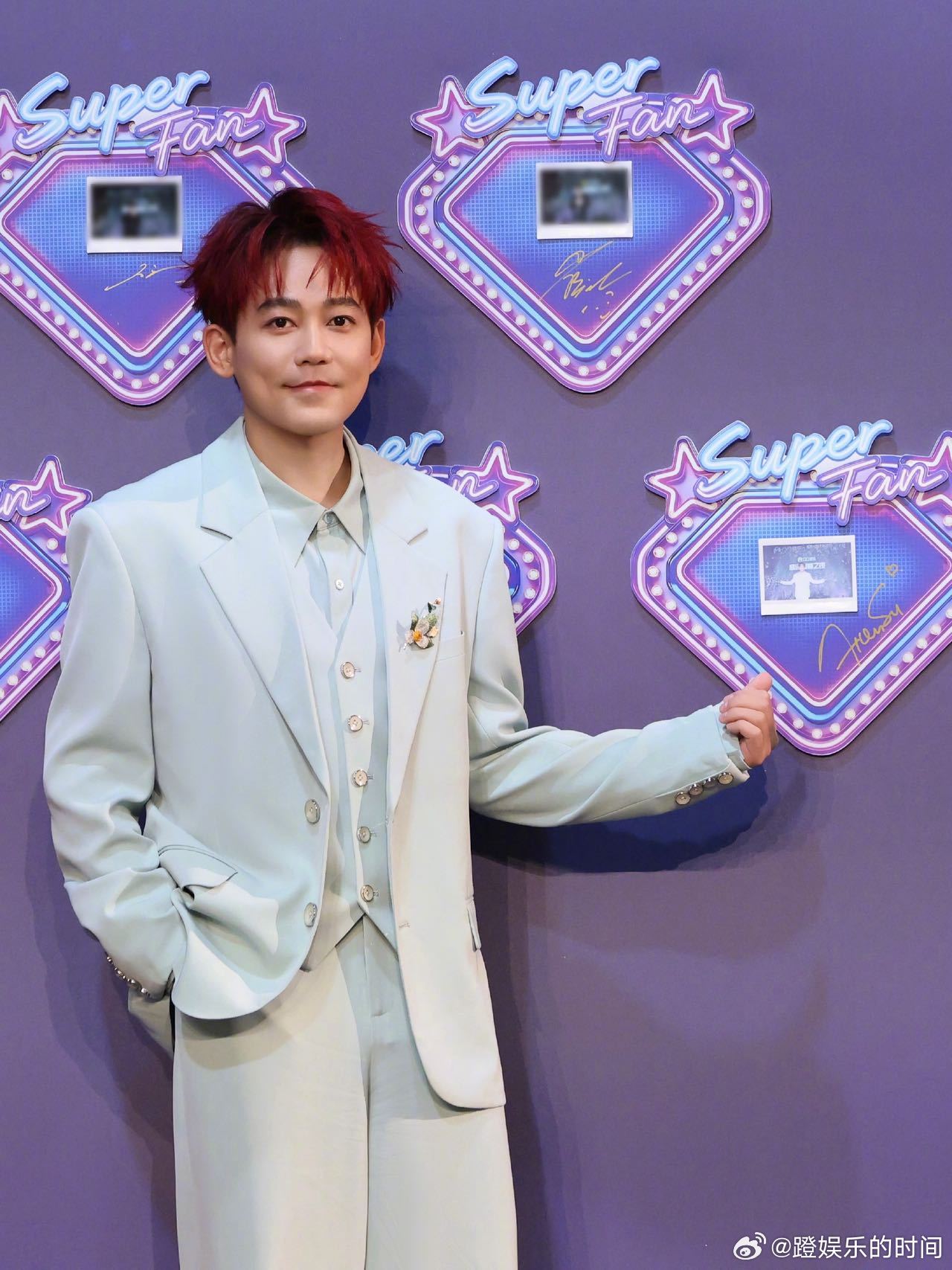 苏醒连续三年巅峰实力歌手 超级巅峰之夜见证王者三连冠！苏醒用“苏式表达”诠释实力