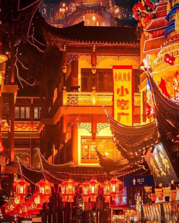 #上海# 魔都夜景✨ 摄影：Victor Chiang •   via:  行走