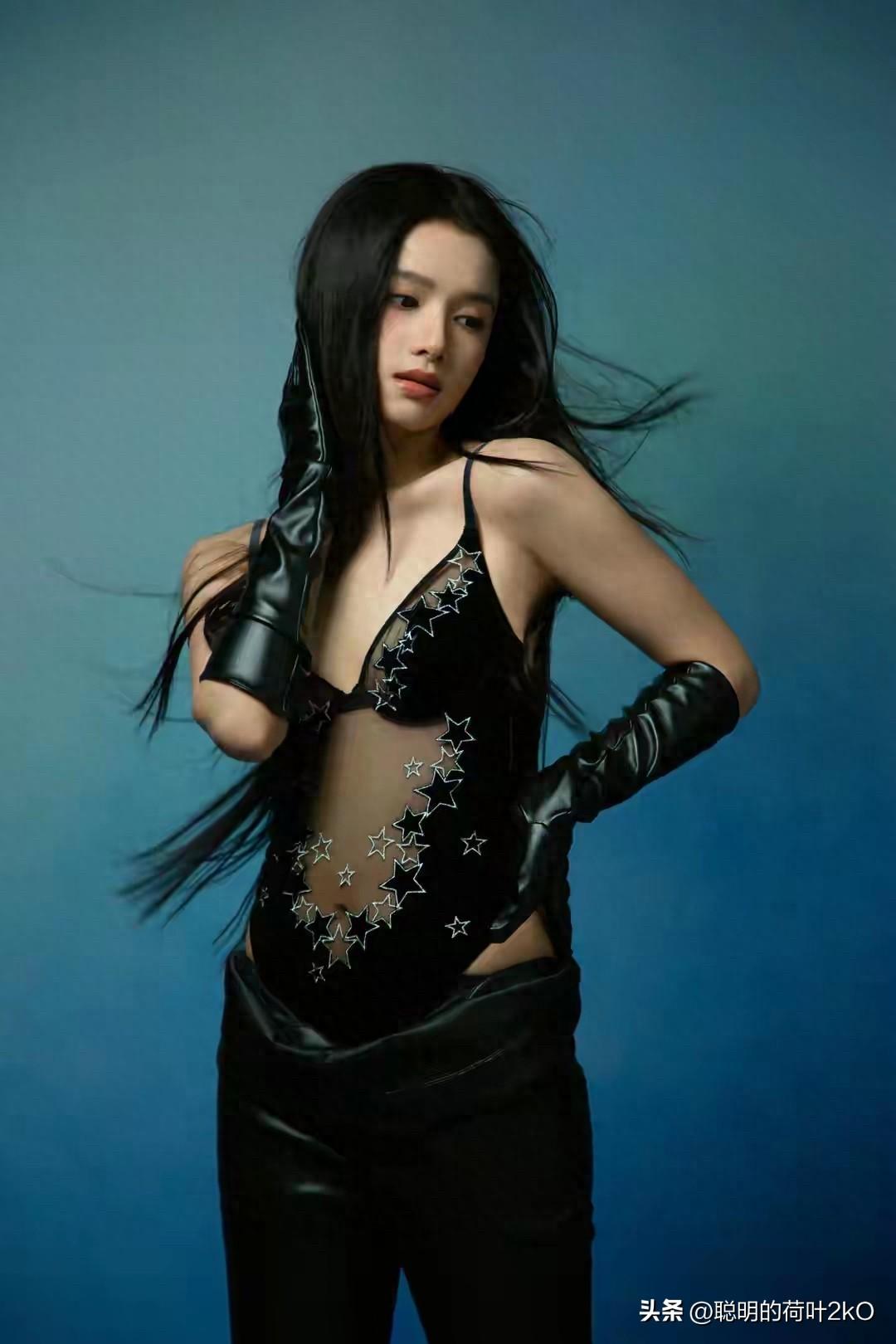 张婧仪美图分享
