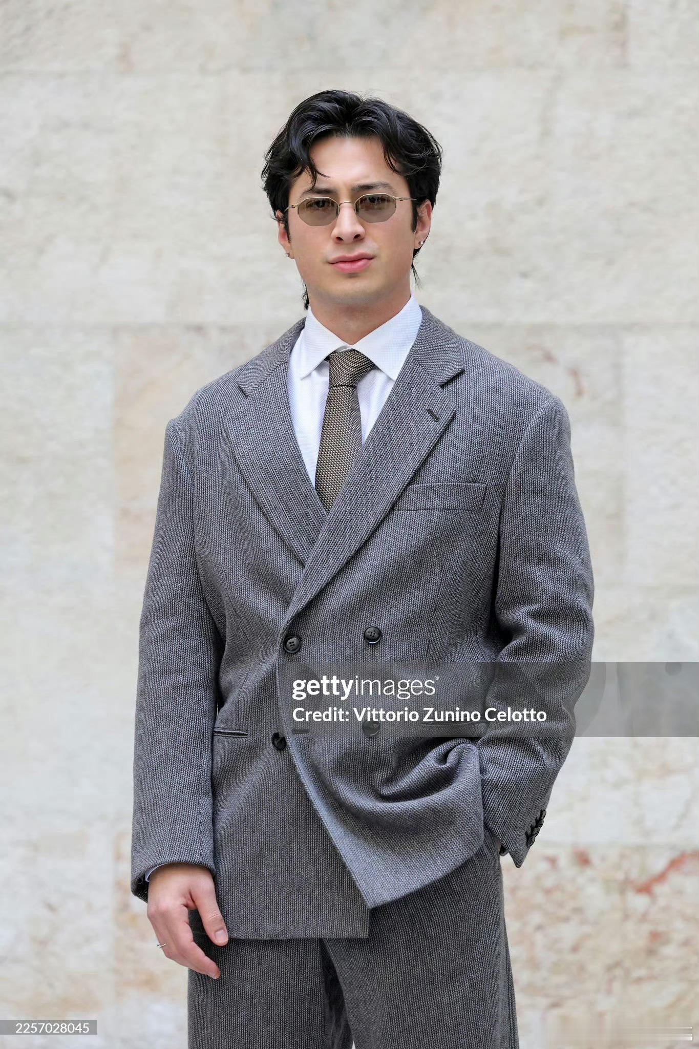 当红炸子鸡凭《巅峰对决》大爆的男演员 Hudson Williams 又现身 G