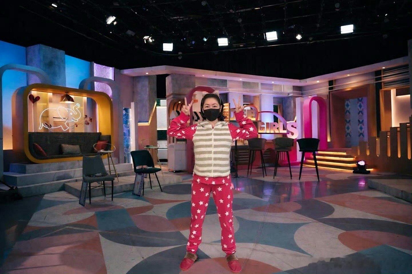 小S开工啦！“去寻找新的小S，但一定要是我自己都喜欢的样子”，一直都没变，想念你