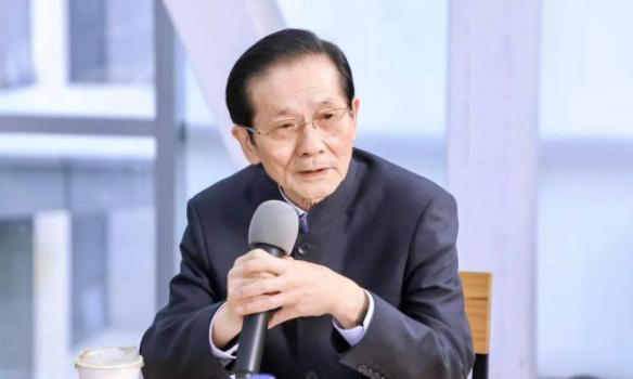 国家统计局原副局长：房地产供应过剩，现有住房14亿人可能都住不完！

9月23日