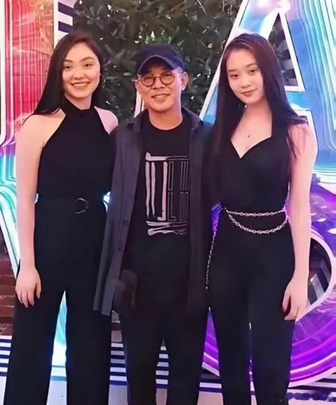 李连杰 再强的男人也是女儿奴自己的女儿当然要自己宠所以能不能加我一个👉🏻👈