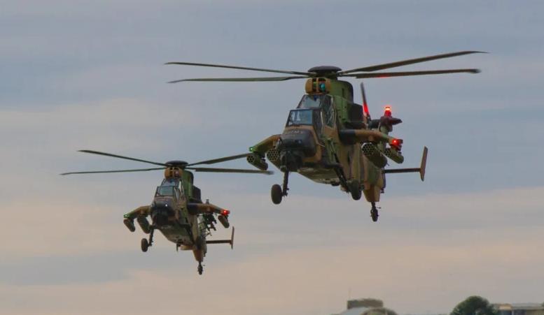 作为军事援助的一部分，澳大利亚正考虑向乌克兰转让其虎式攻击直升机的可能性，以便让