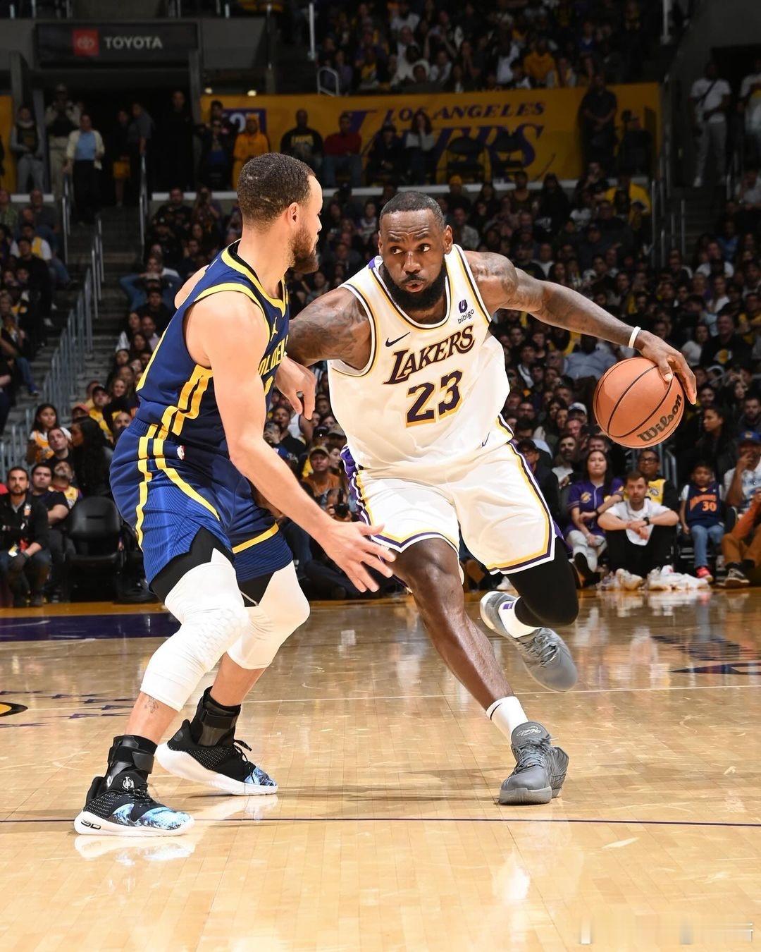 晚安了 明天十点主场战尼克斯 ​​​