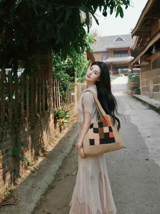 𝗌𝗎𝗆𝗆𝖾𝗋 𝗏𝗂𝖻𝖾🌴慢悠悠的古寨日