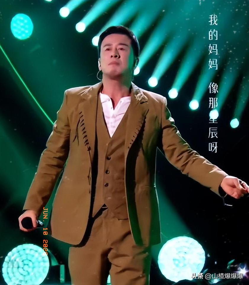 杨坤唱的好不好，
我不评价，
但是有一点我敢说，那就是杨坤的原创实力是毋庸置疑的