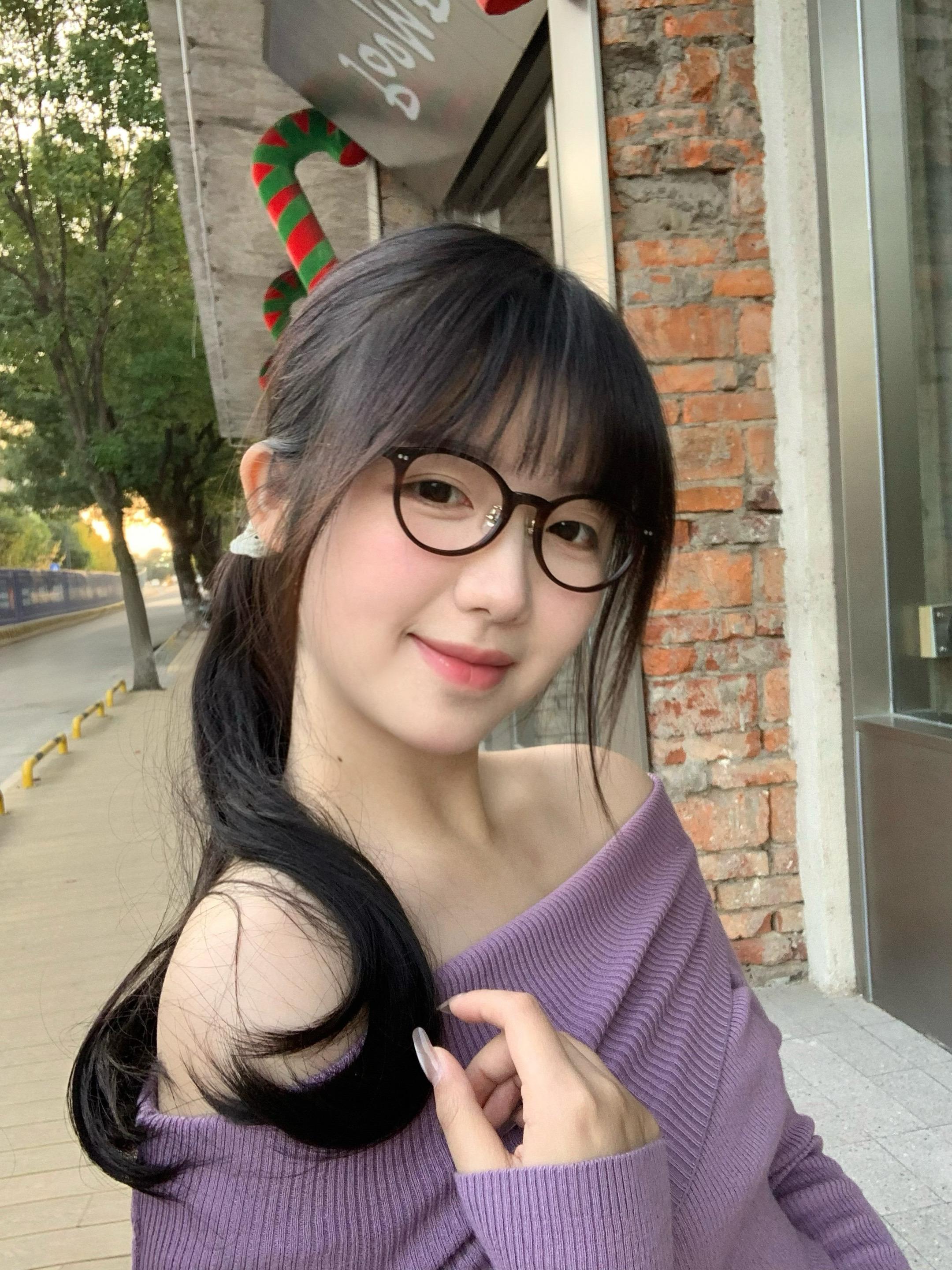 妹妹说紫色很有韵味。