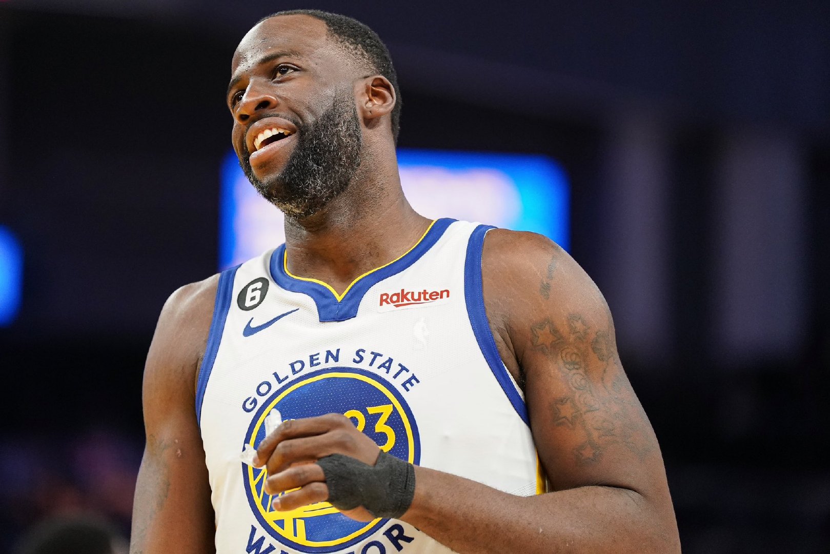 #前勇士球员称大量伤病像还债#勇士近期遭遇大面积伤病，今日客场挑战老鹰有库里等7