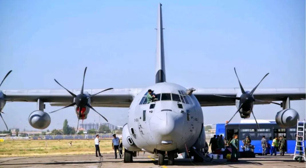 罗马尼亚也允许美军使用境内军事基地

《金融时报》消息，罗马尼亚总统达恩3月11