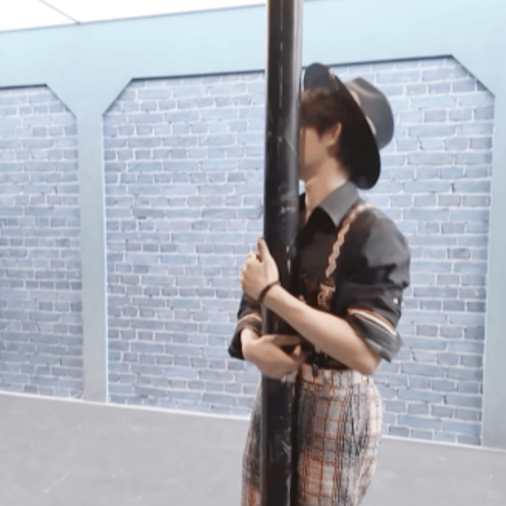 【10181】只是喜欢抱着胳膊撒娇🥺 