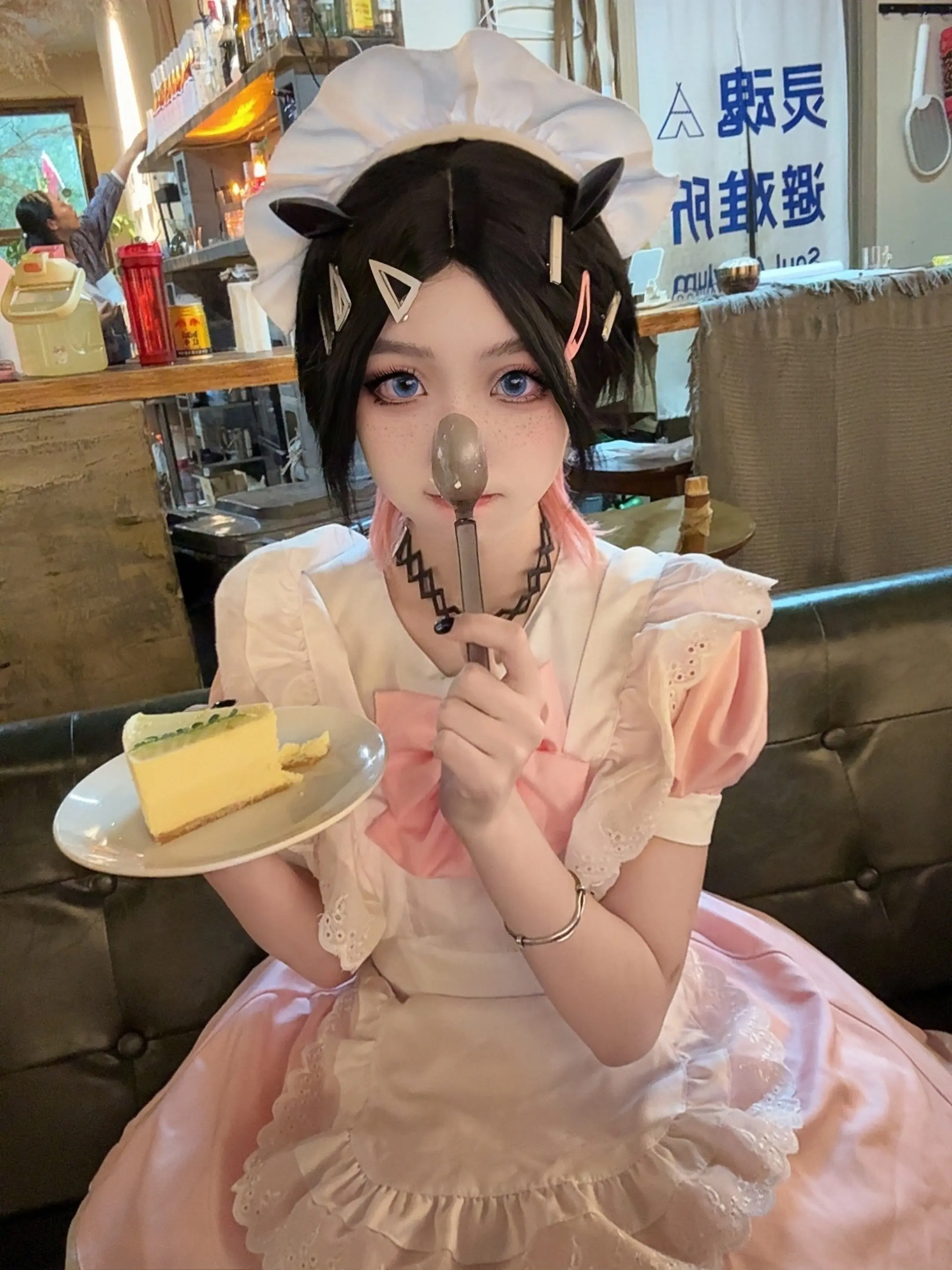 躺好就别动了哦～甜心O(∩_∩)O~~