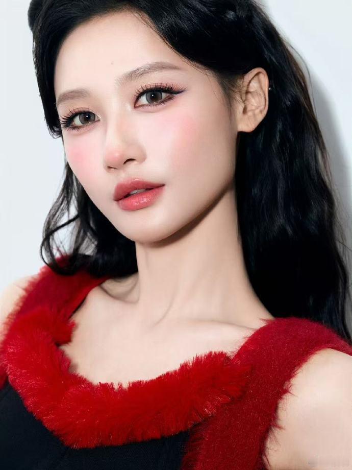 何宣林小身体大能量乘风2026认真努力永远不会被辜负，何宣林积极争取舞台，迎难而