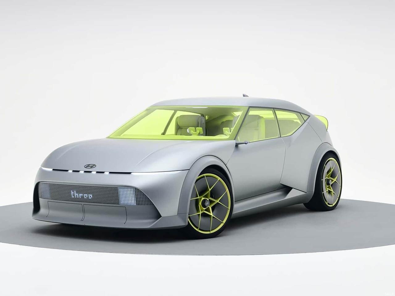 掀背车的另一种玩法
Concept THREE是现代汽车专属电动汽车品牌艾尼氪（