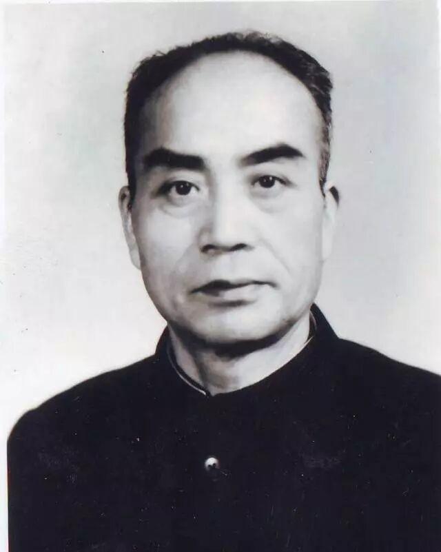 1949 年三水起义，103 师师长曾元三拒绝执行截击国民党 23 军的任务，不