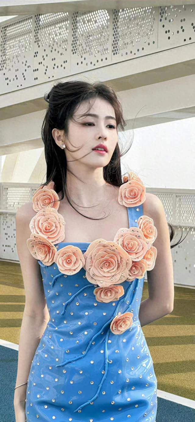 白鹿看美女粉丝签名赵