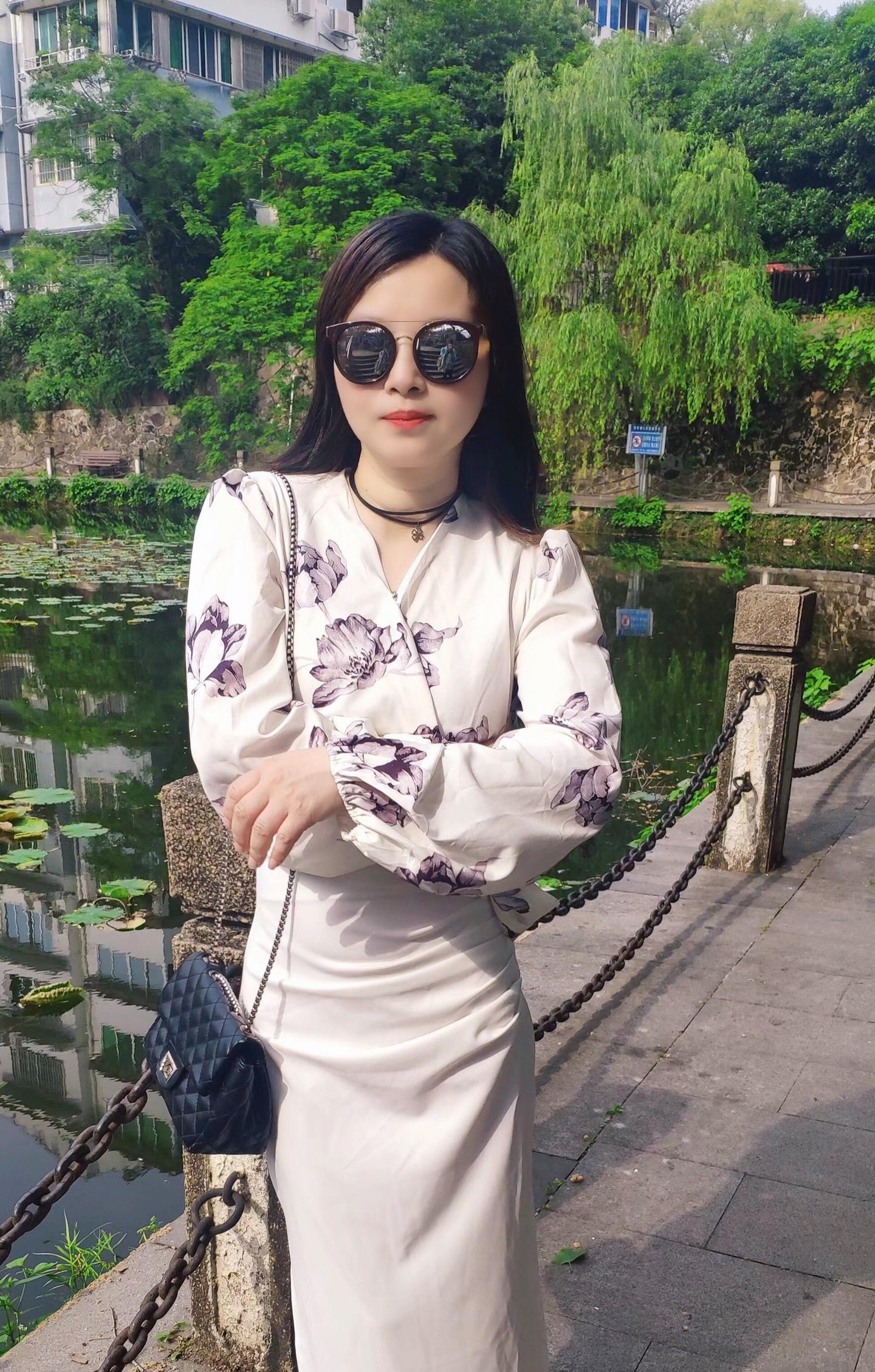 独一无二 随意拍 可爱女人