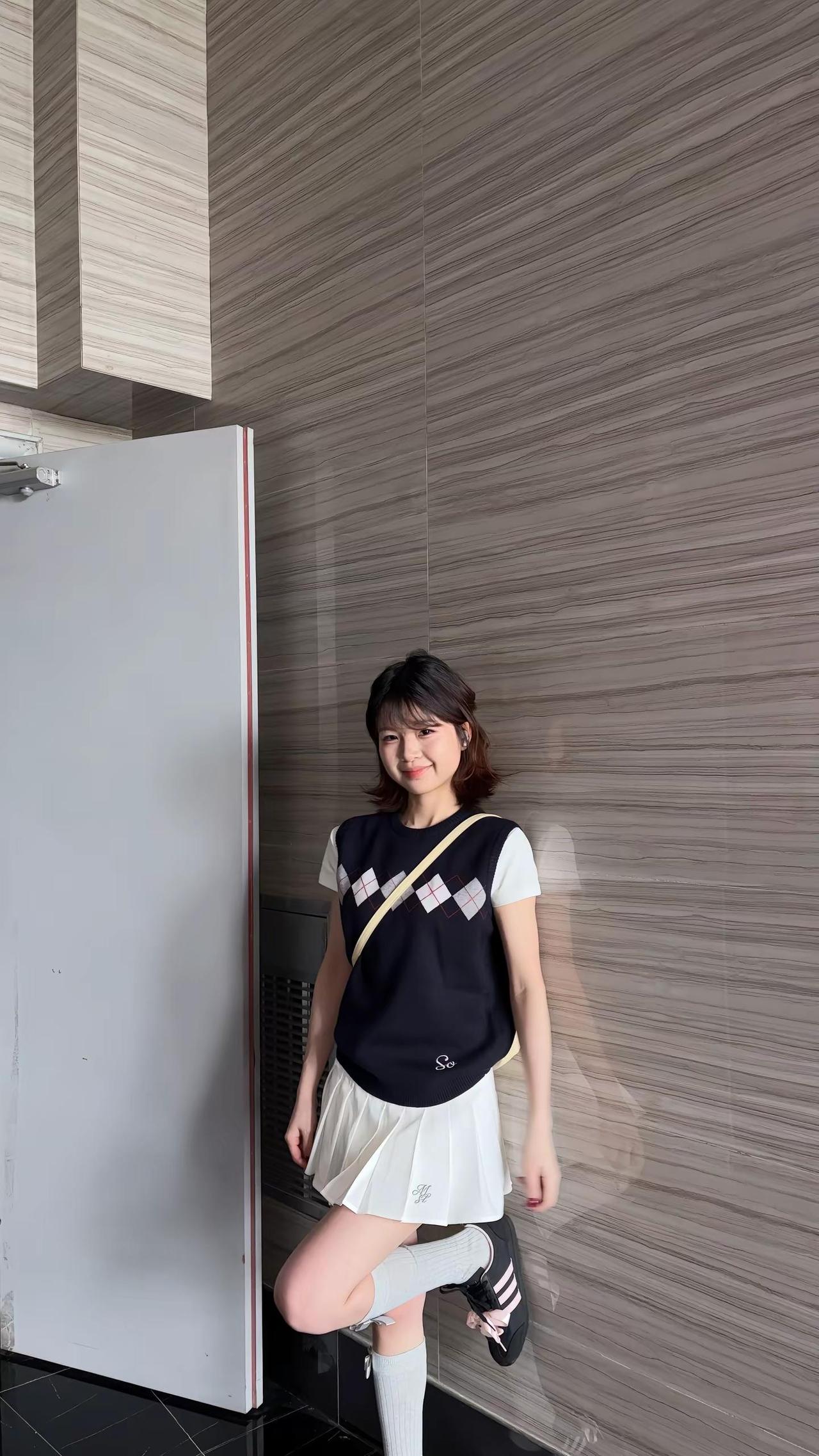 喜欢你是我的秘密韩系穿搭