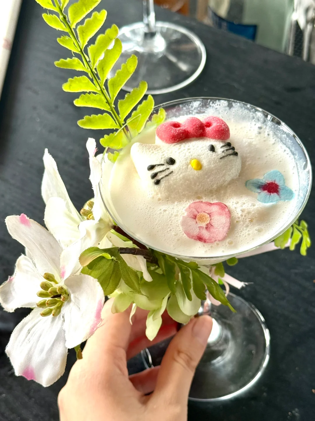 自贡华商！这里！好可爱的KT酒🍹（💰价格9.9起