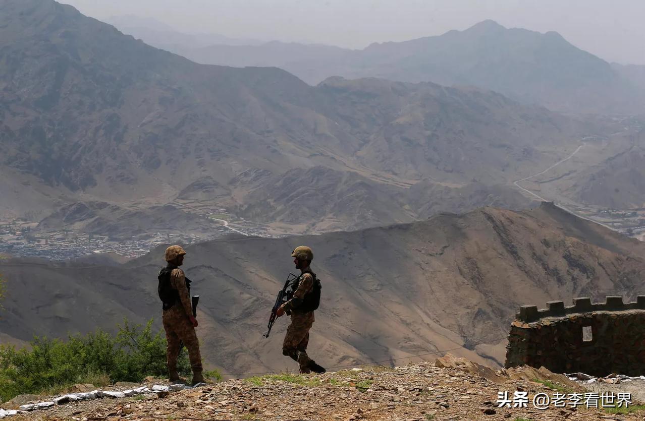 【最新消息：5名巴基斯坦士兵在与阿富汗的大规模冲突中阵亡】
喀布尔时间2025年