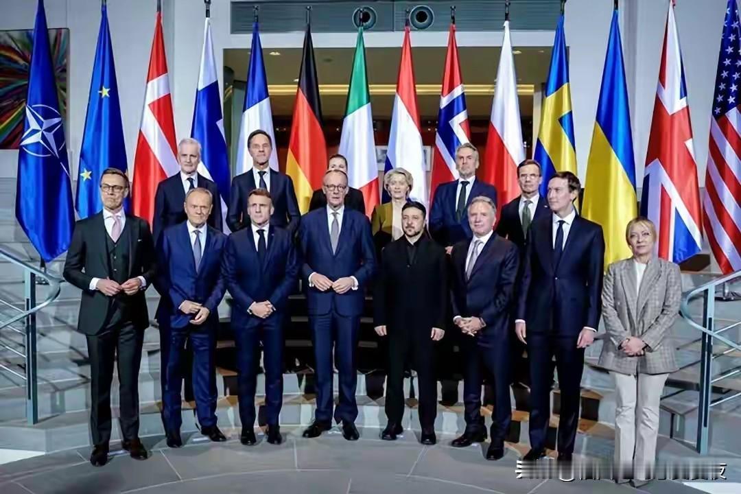 欧洲想上谈判桌，马克龙态度变了，寻求重新接触普京