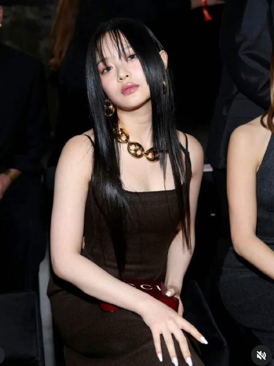 【tg】gucci 宵廋额下滑严重是肖战的原因还是hanni的原因？ ​​​