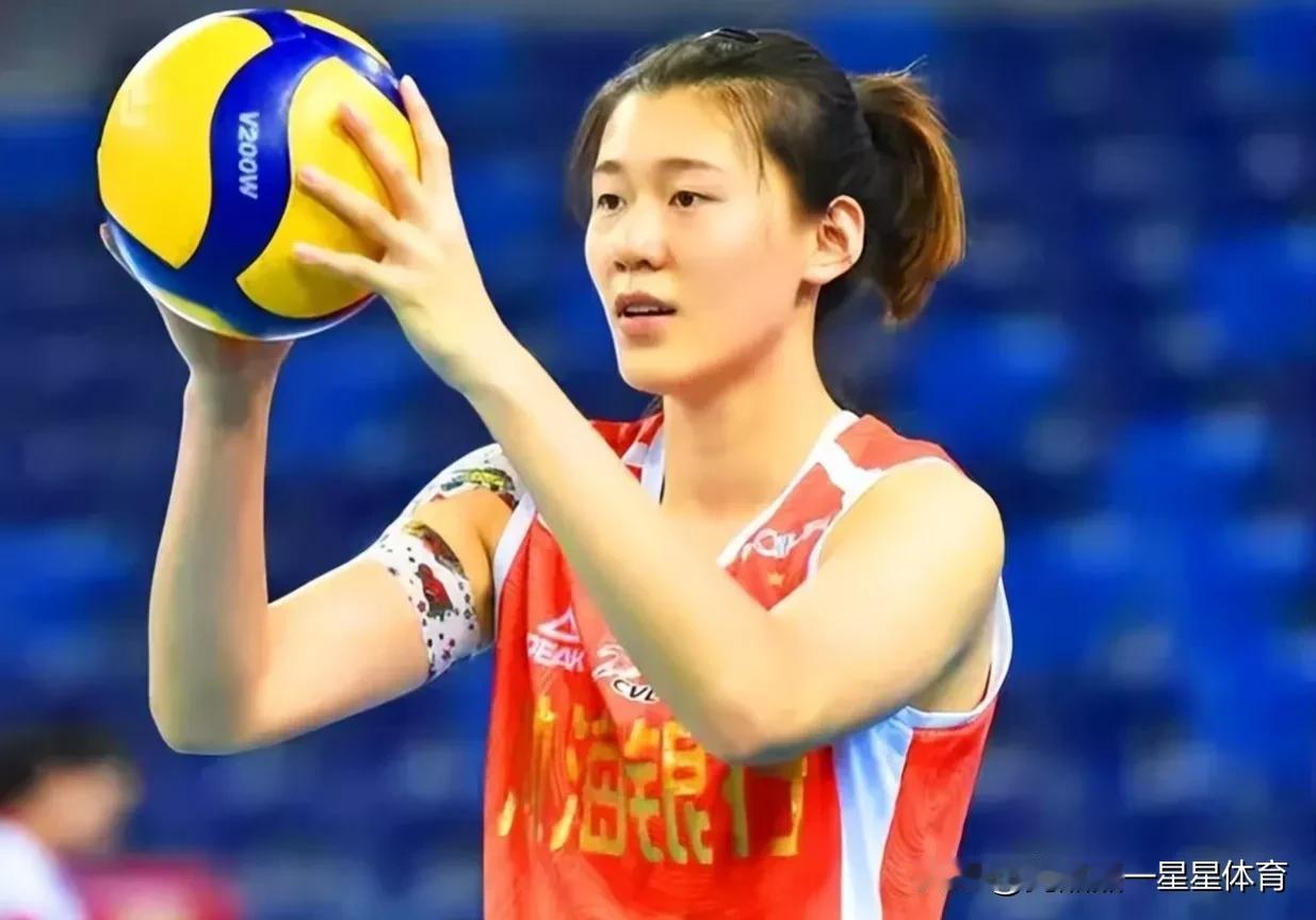 世联赛总决赛！中国女排8个“没想到”[玫瑰]

1，中国队全替补出战
2，吴梦洁