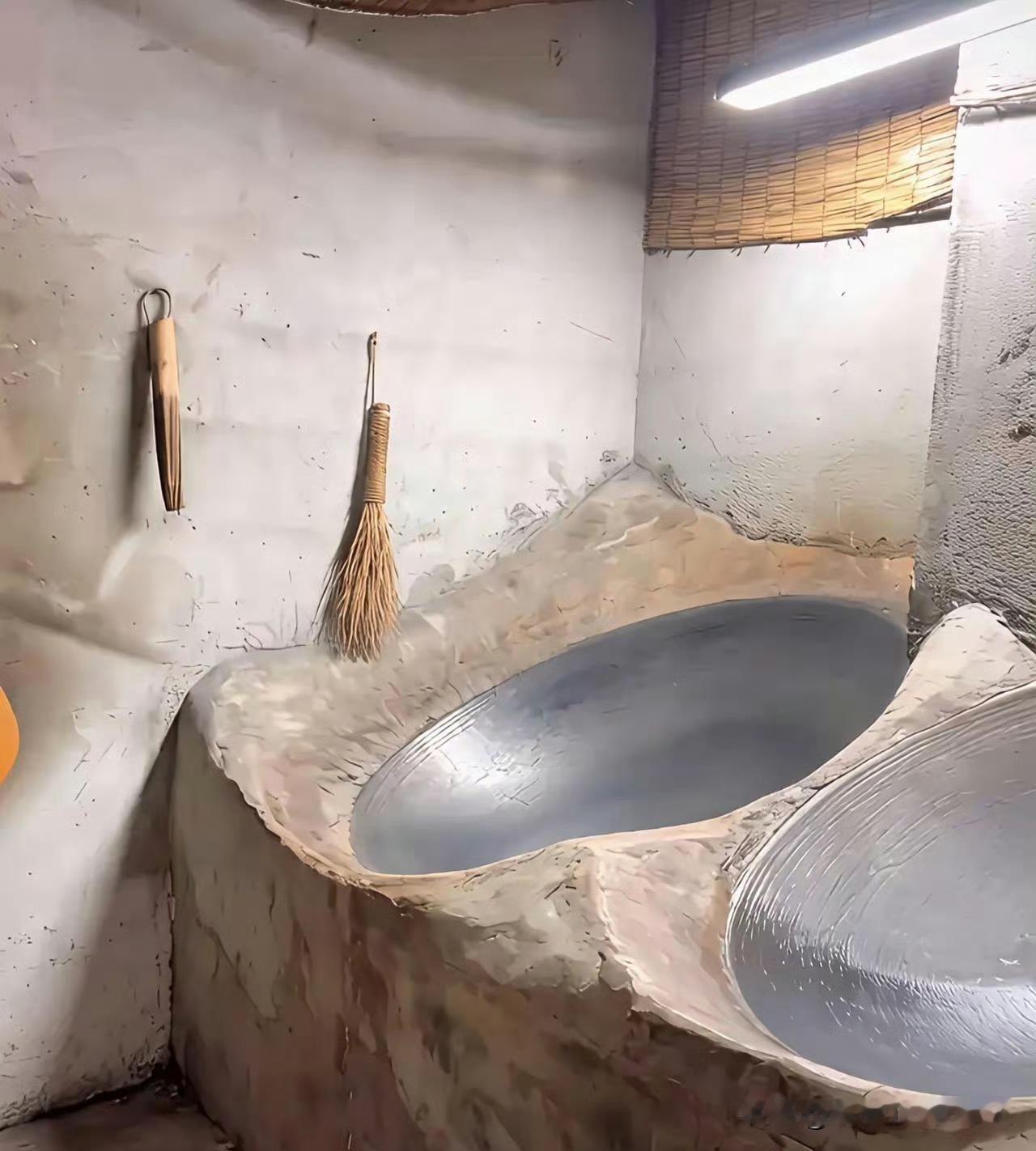 这个炒茶大锅见识一下，这一锅不得卖个3.5千？[呲牙]
