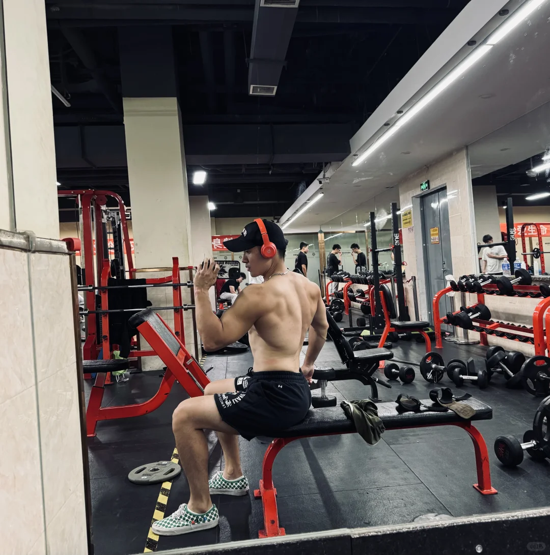 都说高手爱练背