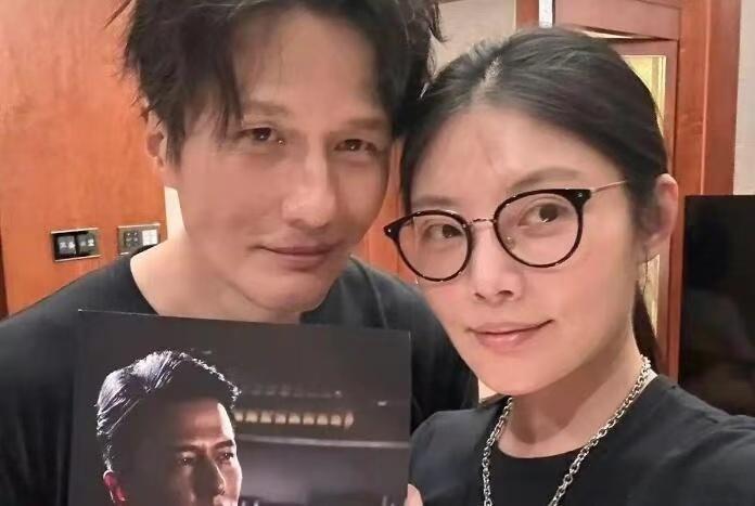 尹子维徐冬冬婚礼将用暴躁英语迎宾尹子维回应和徐冬冬离婚传闻 尹子维回应离婚相关不