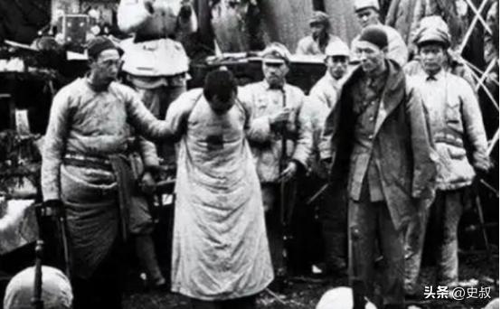 1955年，云南一个妇科医生和人吵架，见吵不过对方，妇科医生急了，竟脱口而出：“