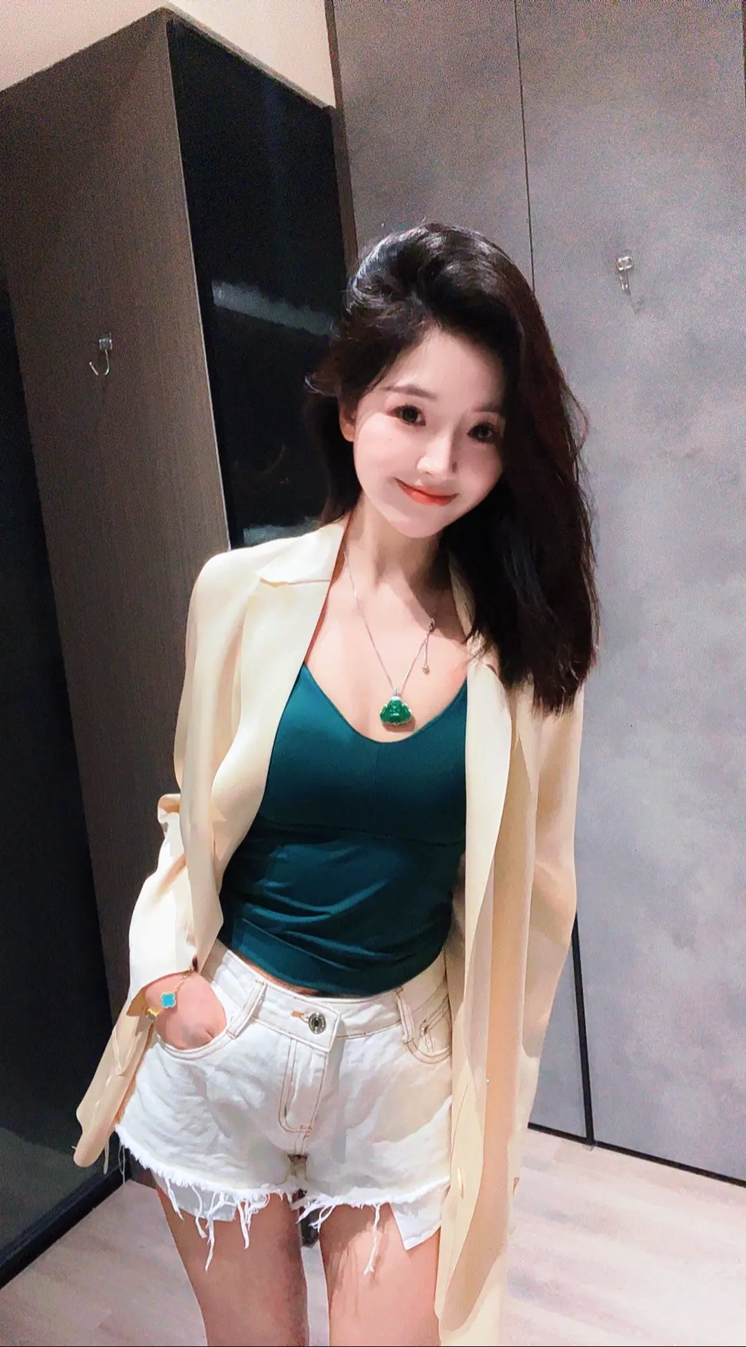 每个节日都在提醒自己爱自己