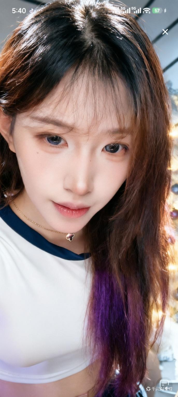 温柔紫发少女，甜美与酷炫并存！💜✨