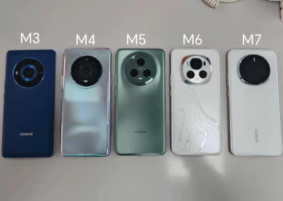 这么看来，荣耀magic系列整体设计还是偏经典的，看着没有多大变化，但摄像模组还