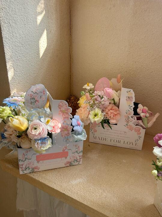 “ 女神节限定 奶茶花盒 ”