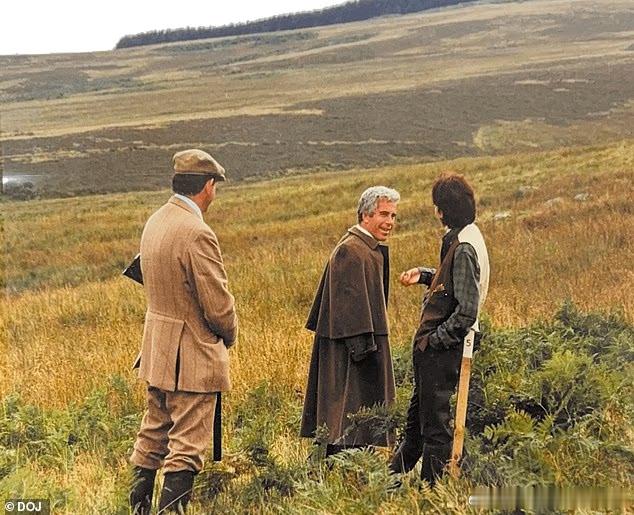 【news】Jeffrey Epstein and Ghislaine Maxw