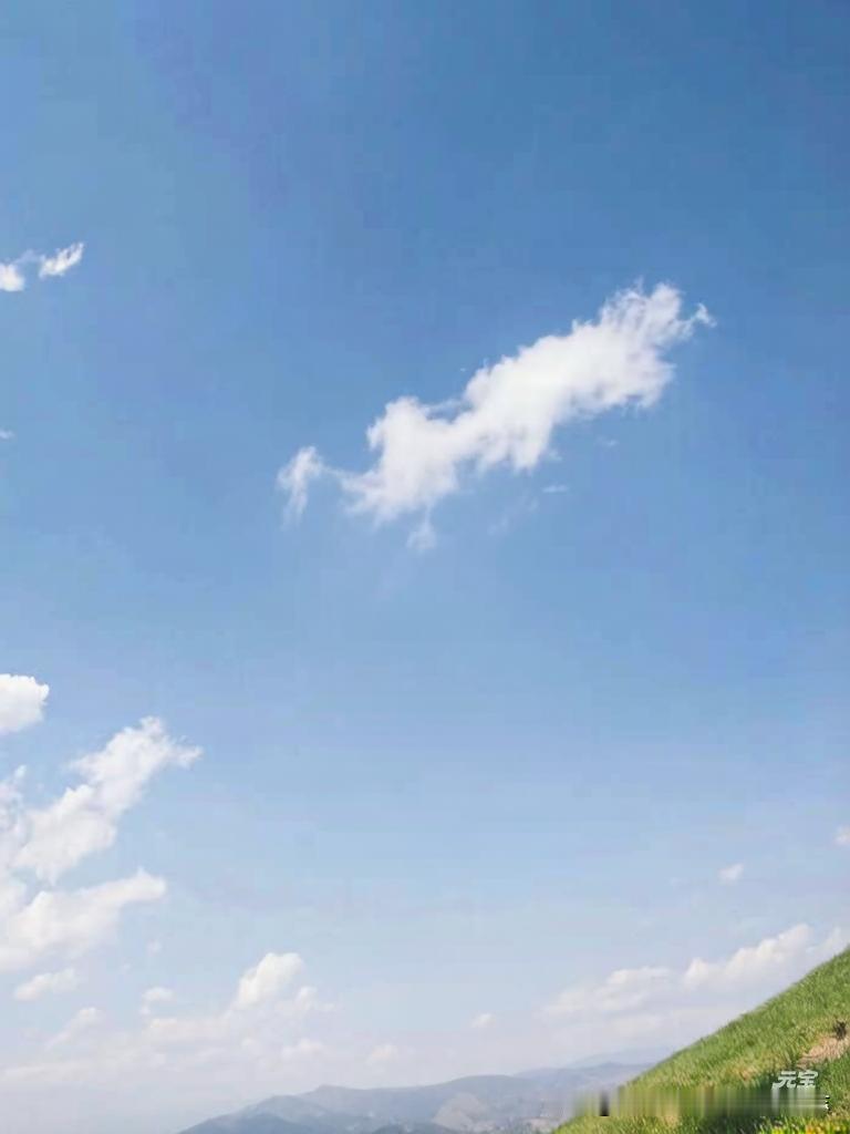 分享一张今天天空的照片