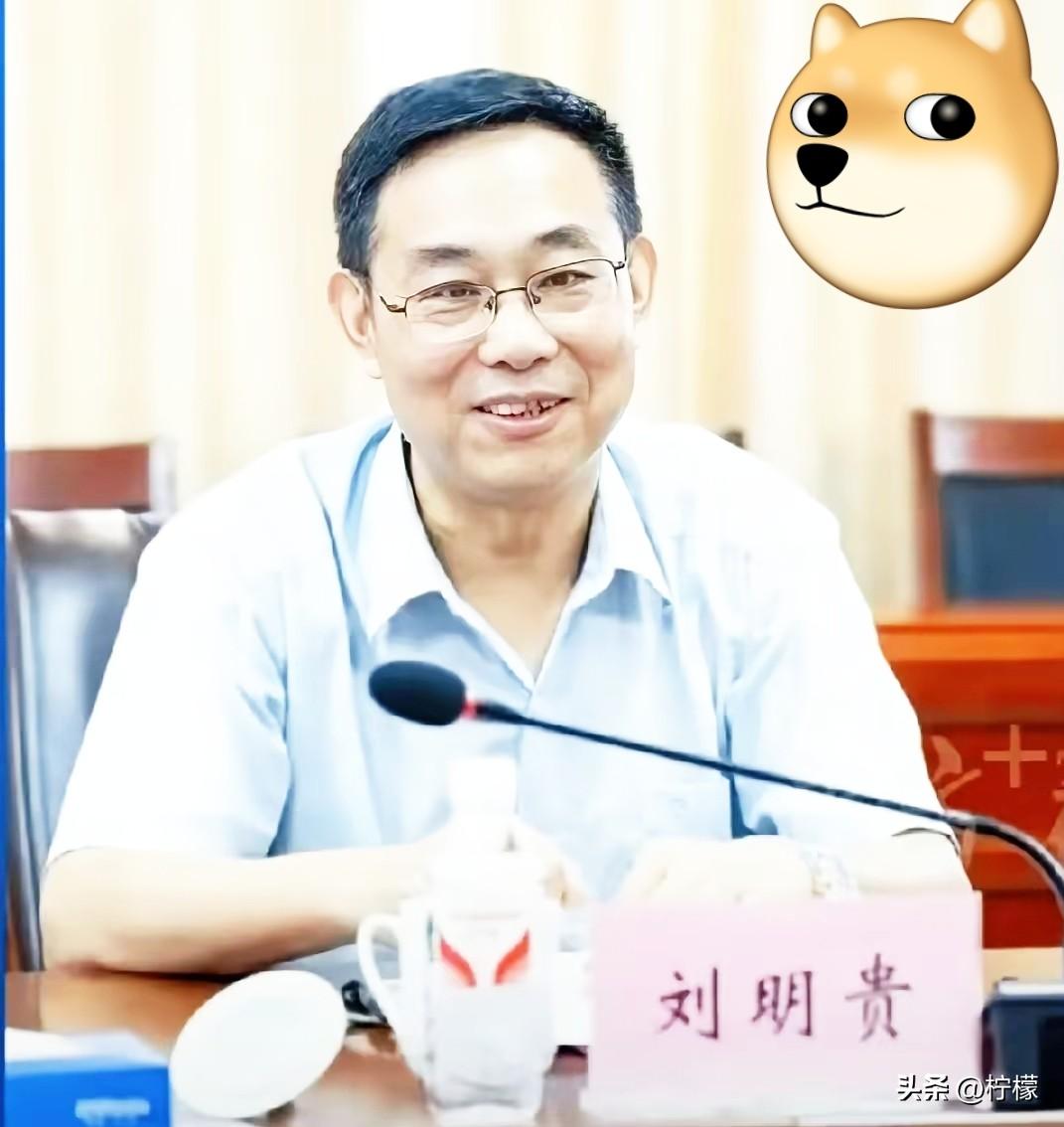 3月18日广东通报，
让人脊背发凉！
手握教育资源的高层，竟踩碎育人底线。

家