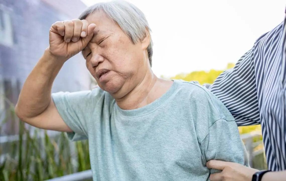 高血脂来临时没预兆？专家：身体若有这几种迹象，劝你尽早查查！


“医生说我有高