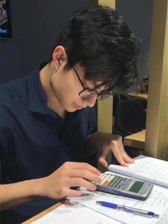 外贸公司新来了个实习生，真的让人崩溃……