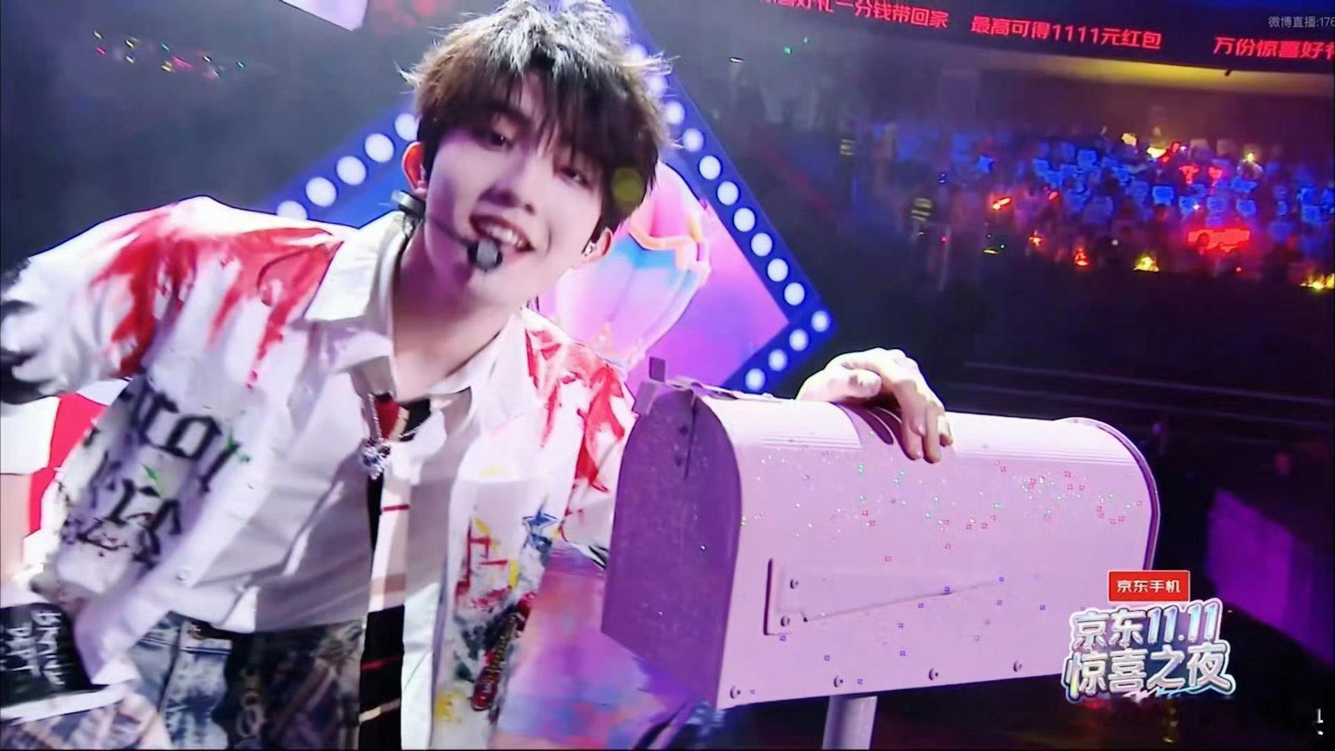 苏新皓直拍夯爆了苏新皓直拍永远不让人失望！超强律动一整个拿捏，舞台魅力太顶了，谁