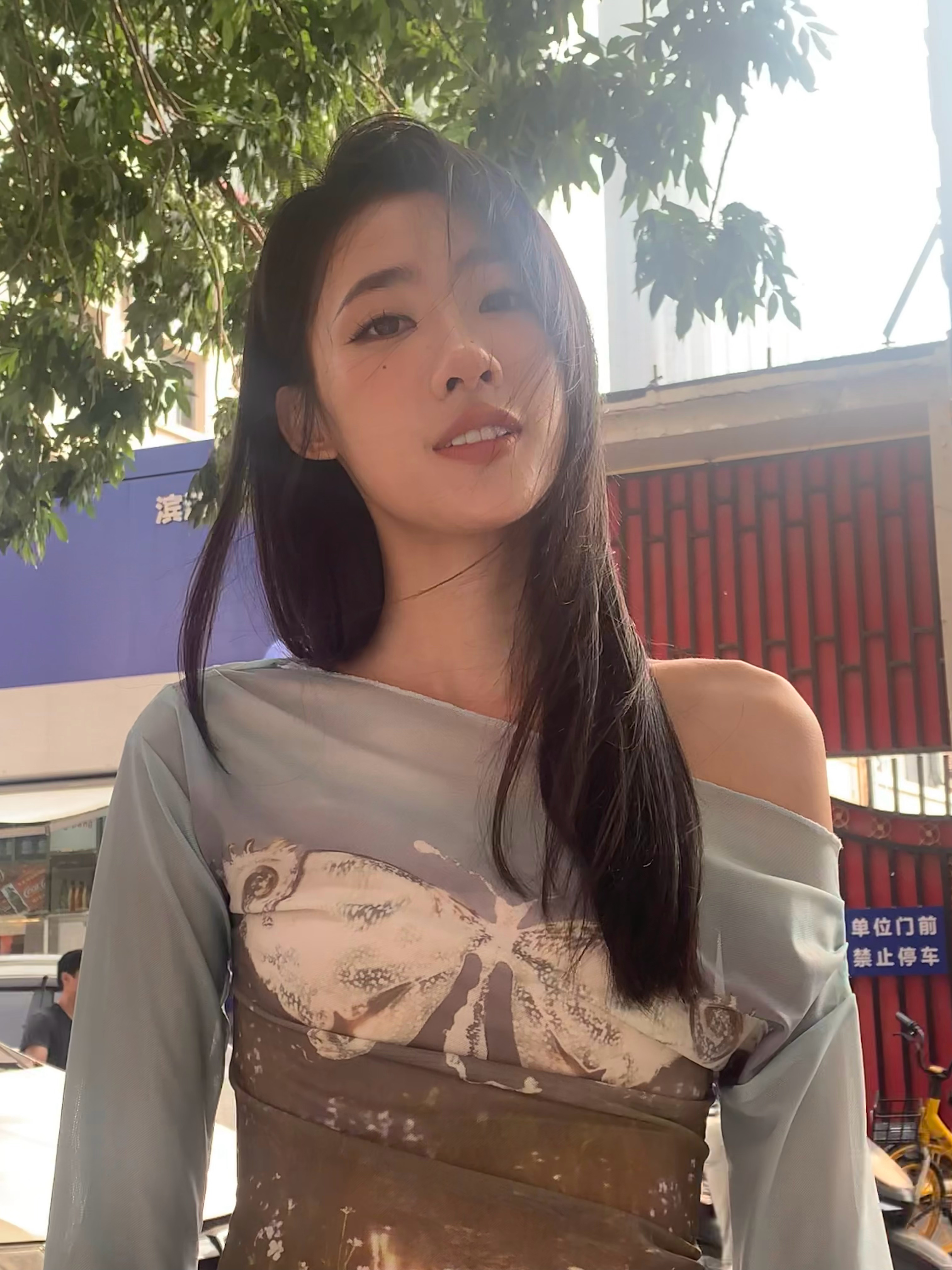 来到了天津卫～咔咔拍照 live 清一清Jay 的演唱会基本是视频 真的勾起mp