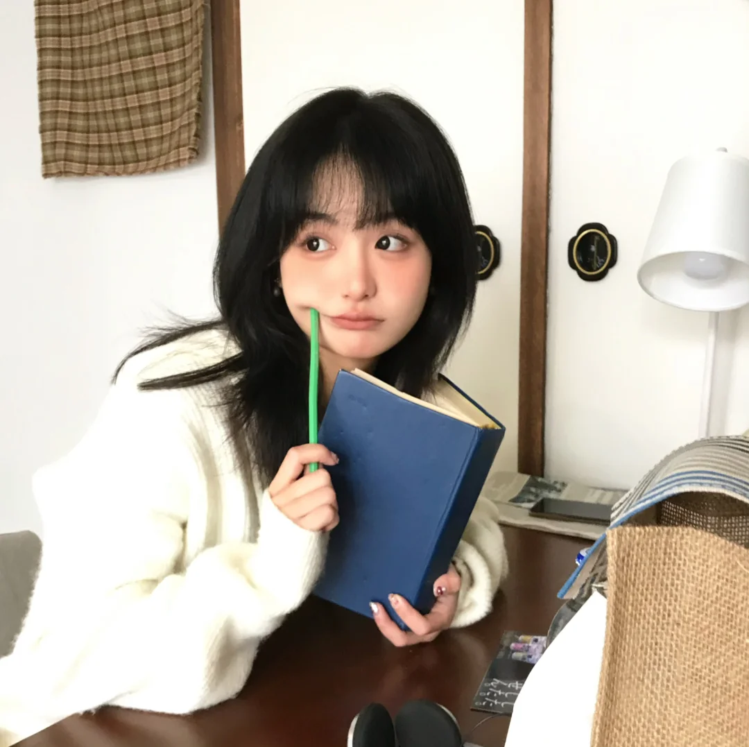 老婆们，5s还是宝利来呀？