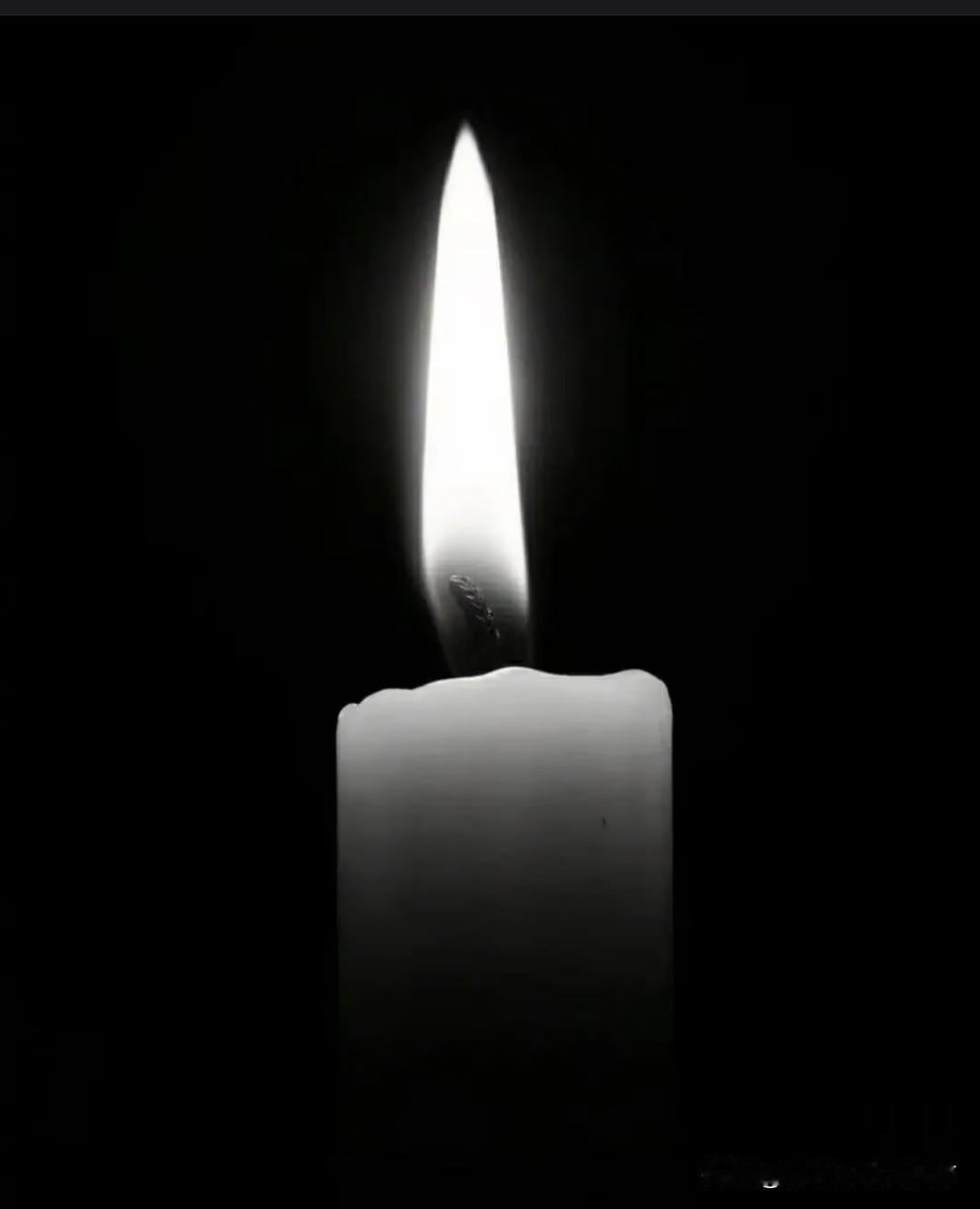 悼念我亲爱的故友——小容！

  老朋友的离世 真的难以接受，你竟如此匆匆地离去