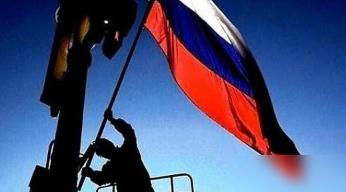 总有人觉得在这场俄乌战争中俄罗斯会被西方国家活活耗死，但是现实非常残酷，即使这些