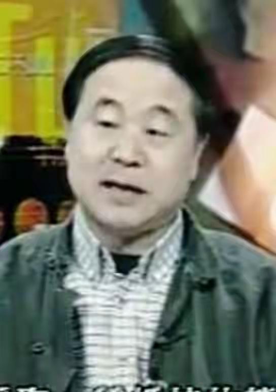 贾平凹与莫言，均为中共党员，身居要职。贾平凹任中国作协副主席、陕西省作协主席，为