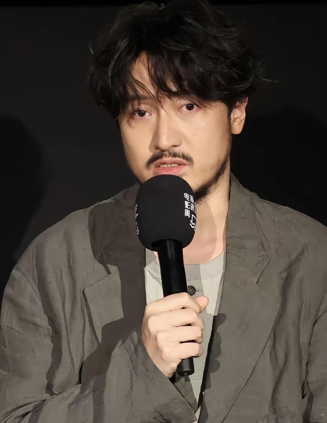 王传君这波属实“预言家”了！😧网传录音信息量爆炸，原来《繁花》背后还有这么多抓