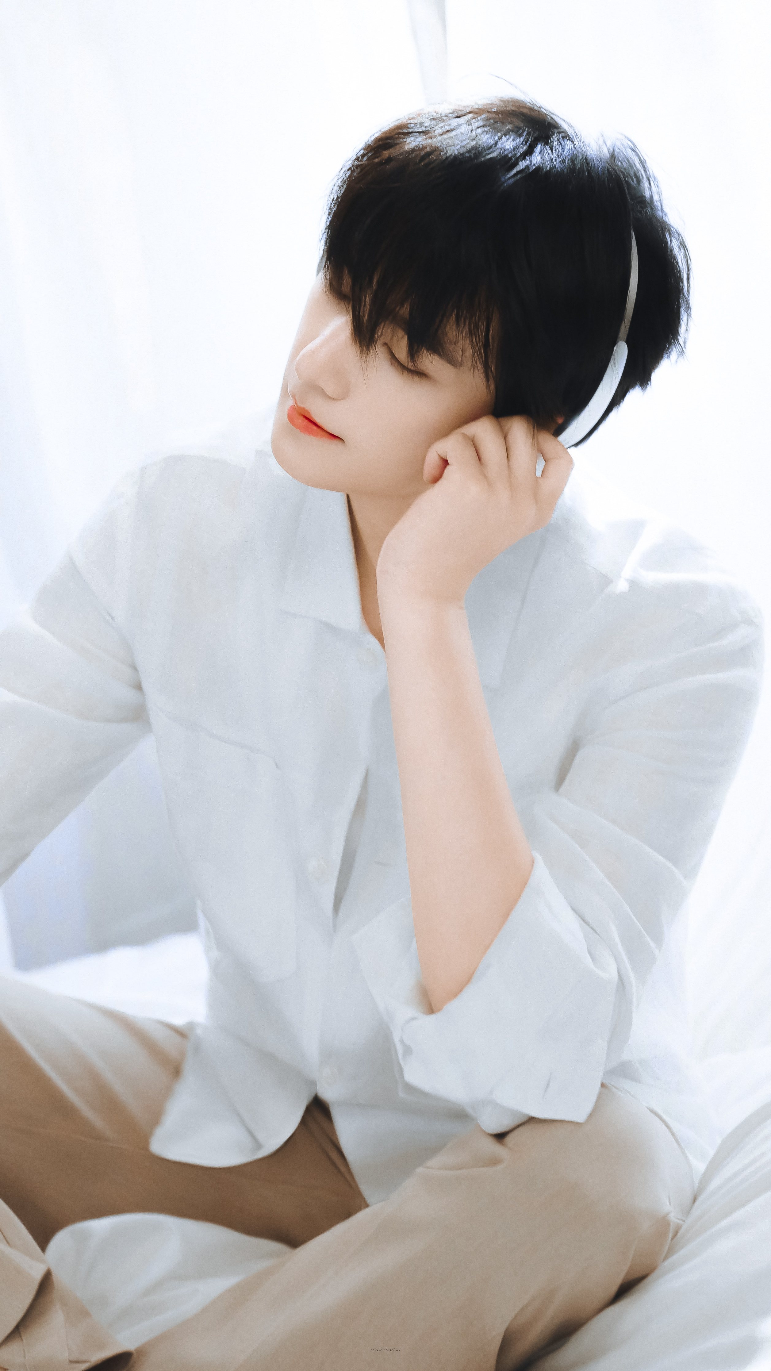 杨洋的日常另存为 躲进音乐的世界，留住独属于自己的温柔。